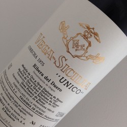 Unico 1975 Vega Sicilia